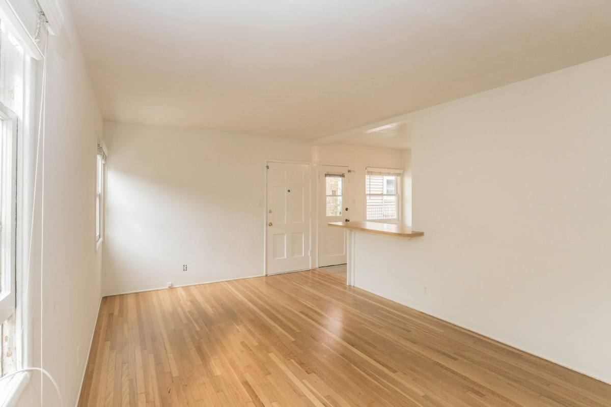 Apartment for rent at 25 19th Ave #A, Venice, CA 90291