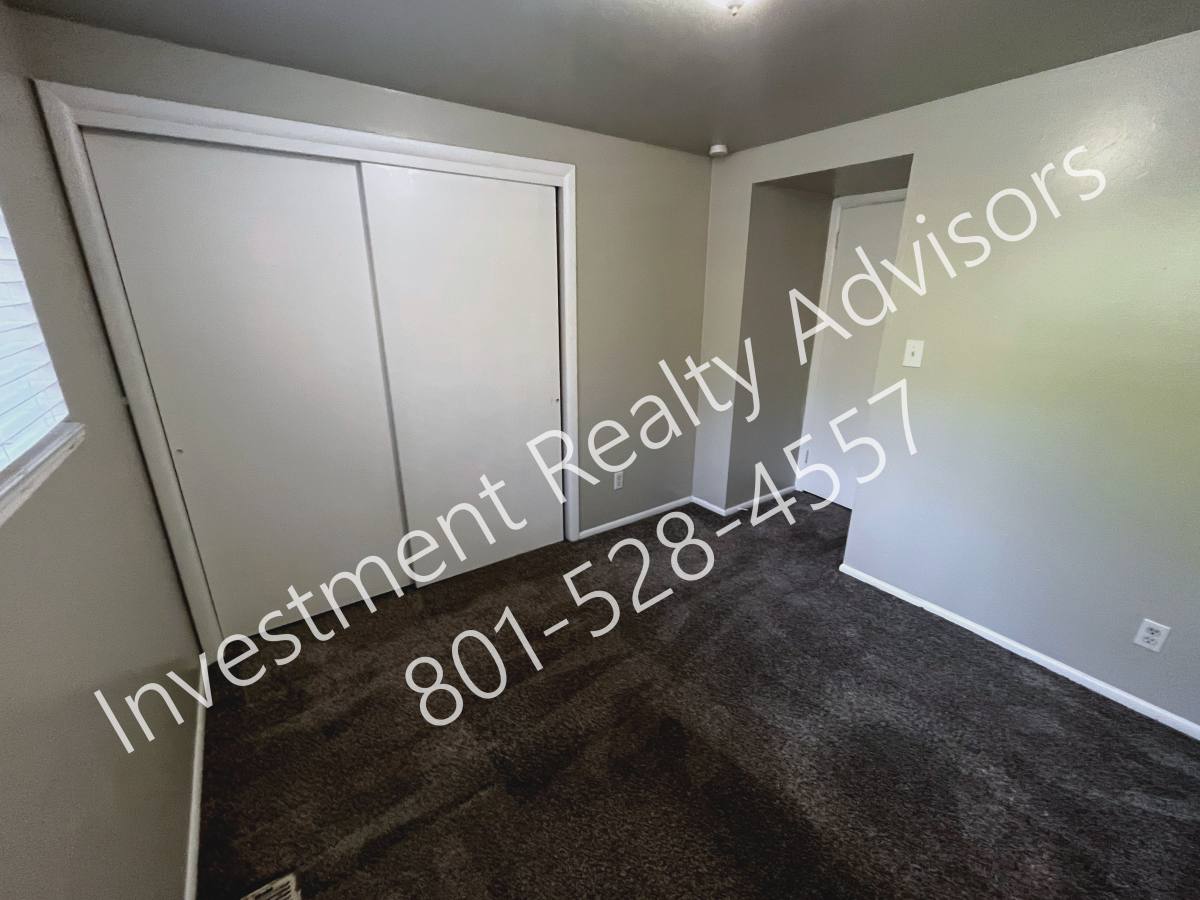Apartment for rent at 218 E Edith Ave #6, Salt Lake City, UT 84111