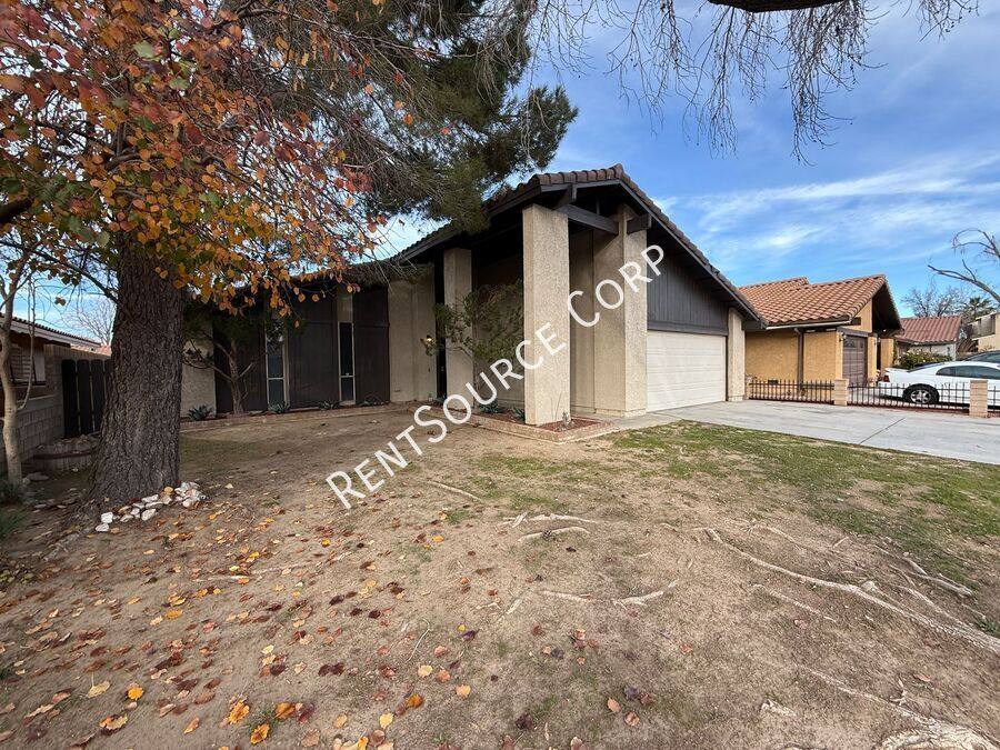 House for rent at 519 W Ave #J15, Lancaster, CA 93534