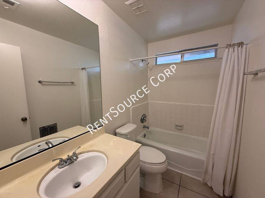 House for rent at 519 W Ave #J15, Lancaster, CA 93534