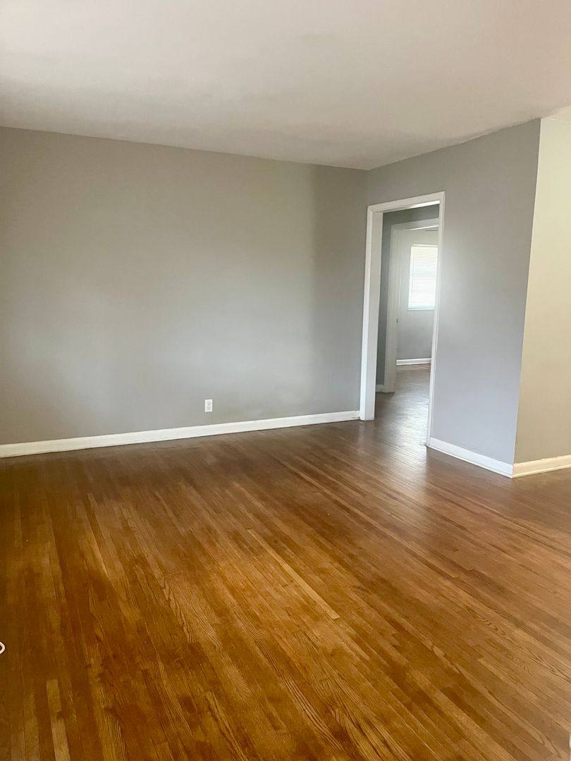 Apartment for rent at 105 W 42nd Place, North Little Rock, AR 72116