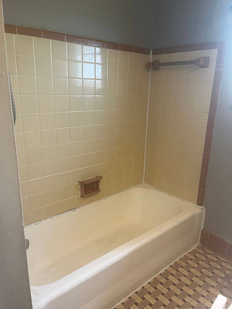 Apartment for rent at 105 W 42nd Place, North Little Rock, AR 72116