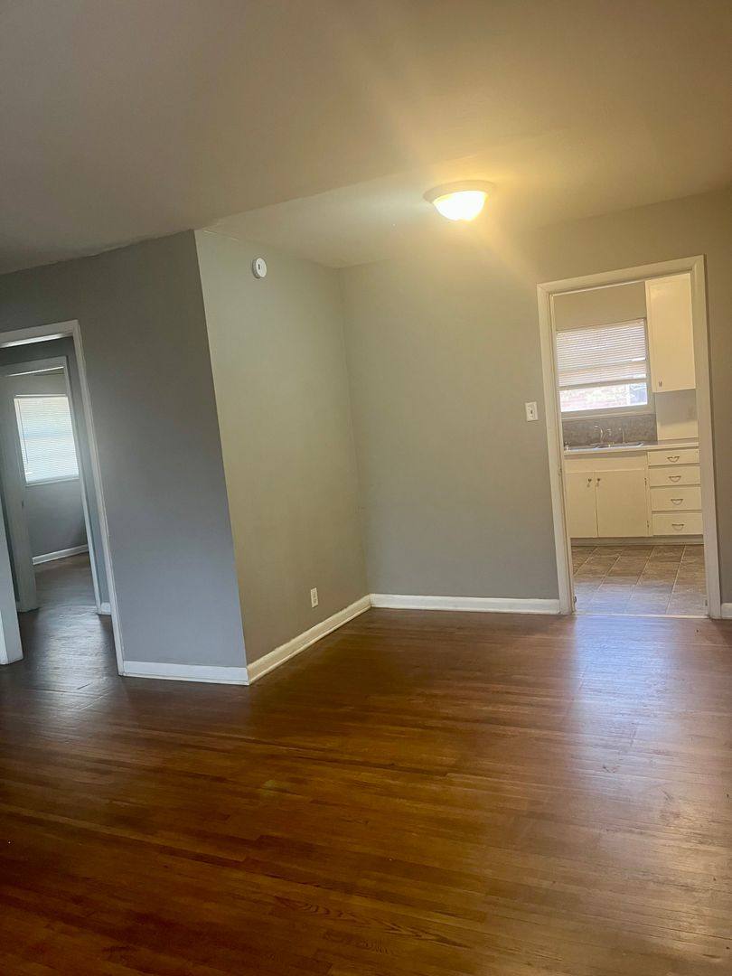 Apartment for rent at 105 W 42nd Place, North Little Rock, AR 72116