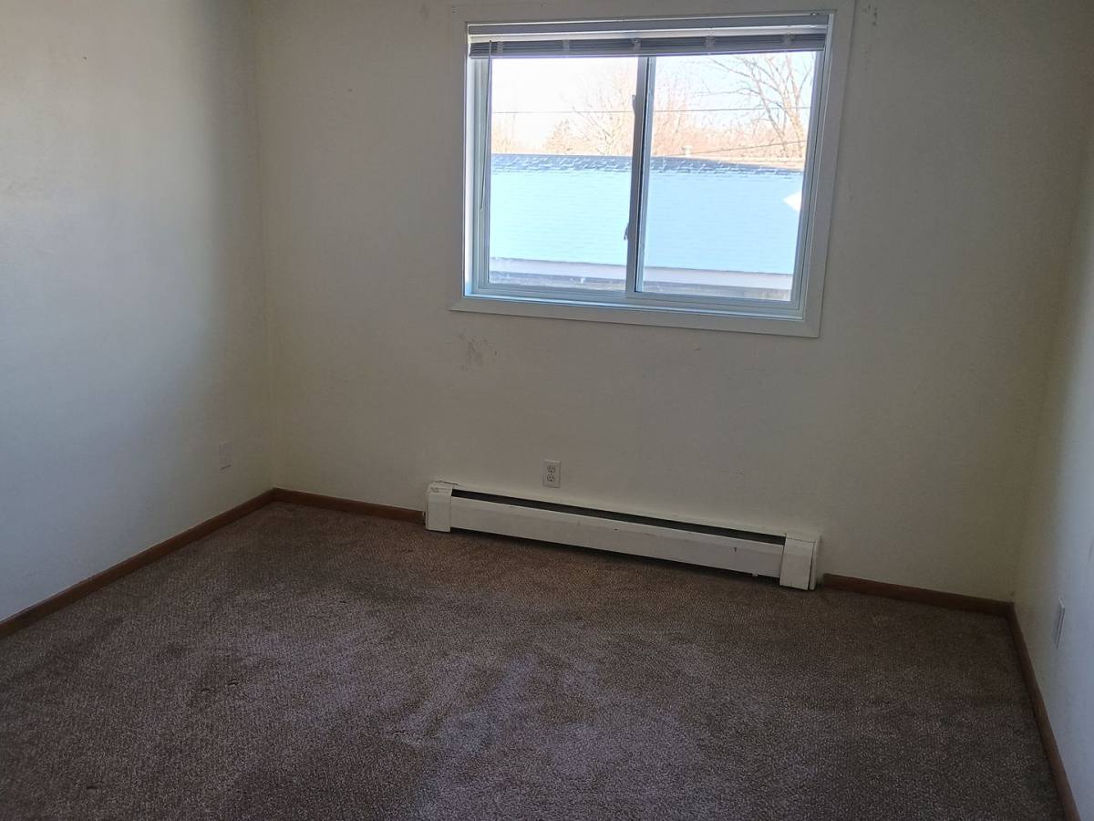 Apartment for rent at 1208 3rd Ave NE, Owatonna, MN 55060