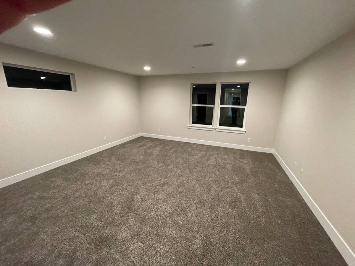 Apartment for rent at 1401 Hardcastle Ave, Woodburn, OR 97071