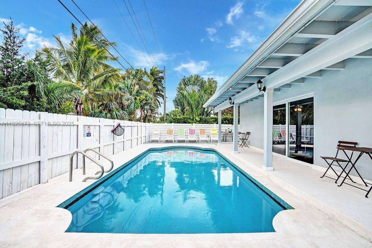 House for rent at 1018 Adams St, Hollywood, FL 33019