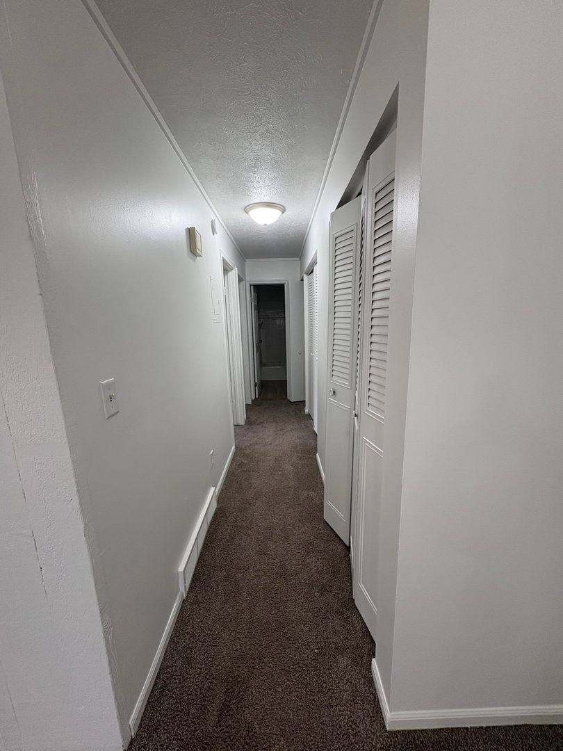 Townhouse for rent at 1370 Beckwith View Ave NE, Grand Rapids, MI 49505