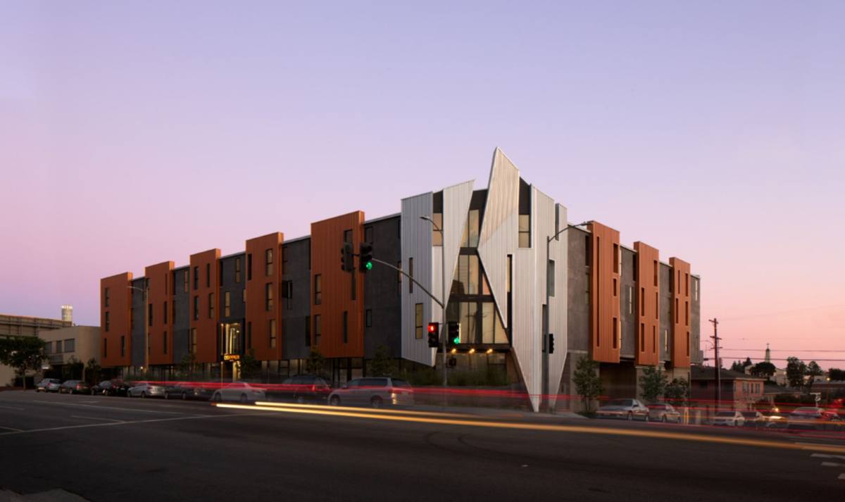 Apartment for rent at 2300 Beverly Blvd, Los Angeles, CA 90057