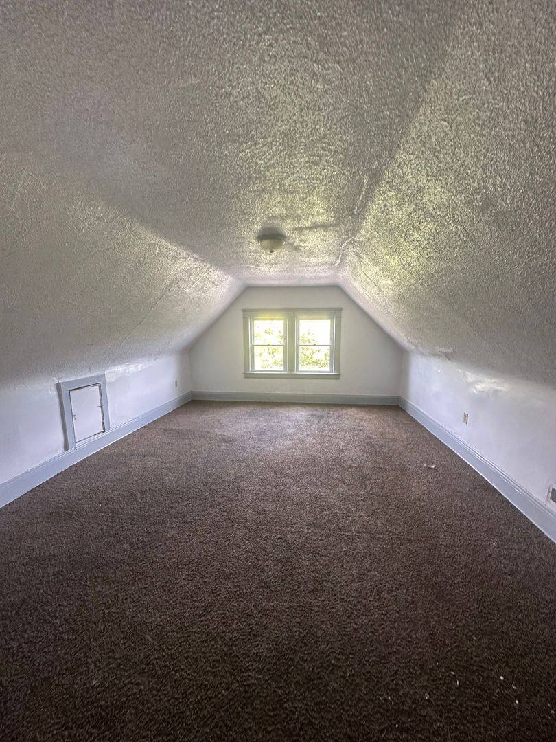 Apartment for rent at 11414-16 Fairport, Cleveland, OH 44108