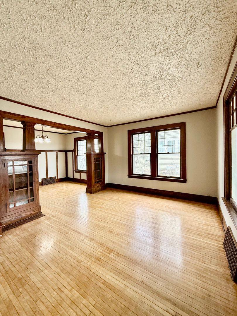 Apartment for rent at 845-847 2nd Ave NW, Valley City, ND 58072