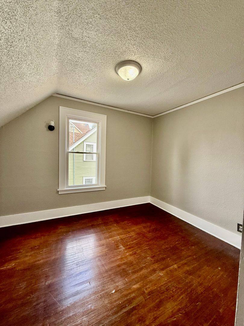 Apartment for rent at 845-847 2nd Ave NW, Valley City, ND 58072