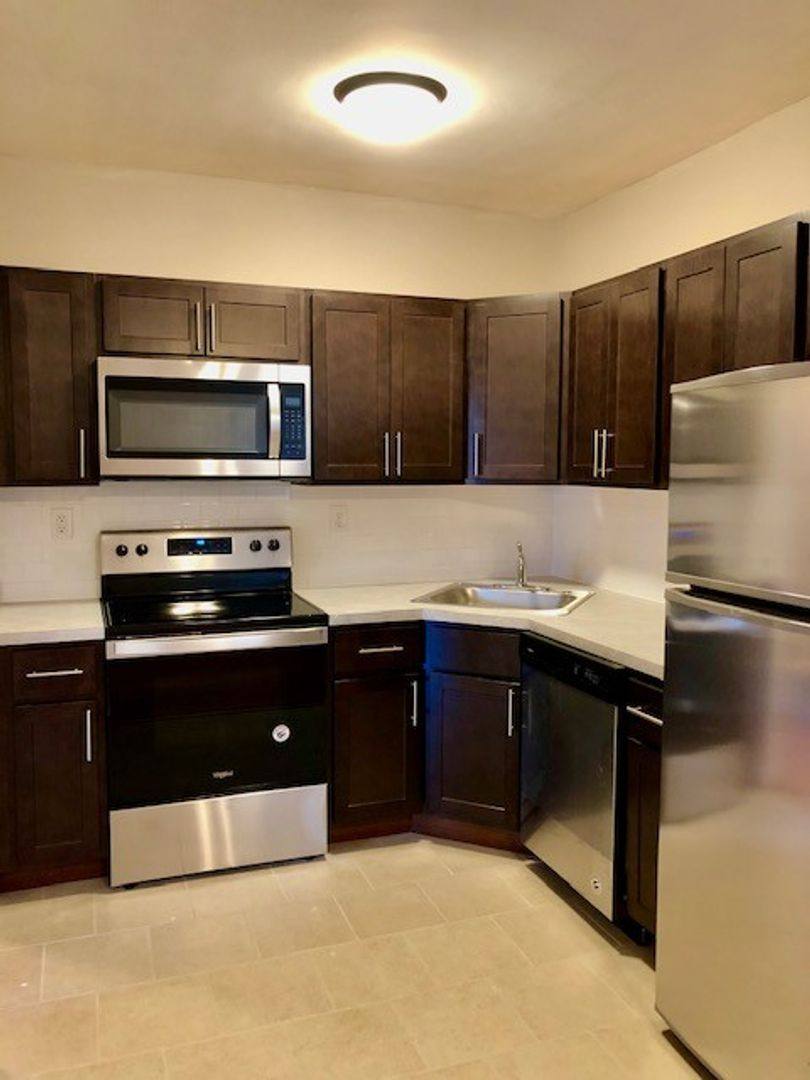 Apartment for rent at 100 Morton Ave, Ridley Park, PA 19078