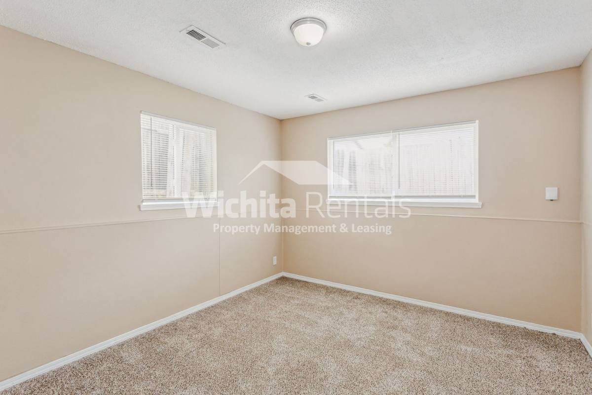 Apartment for rent at 1514 E Fortuna, Wichita, KS 67216