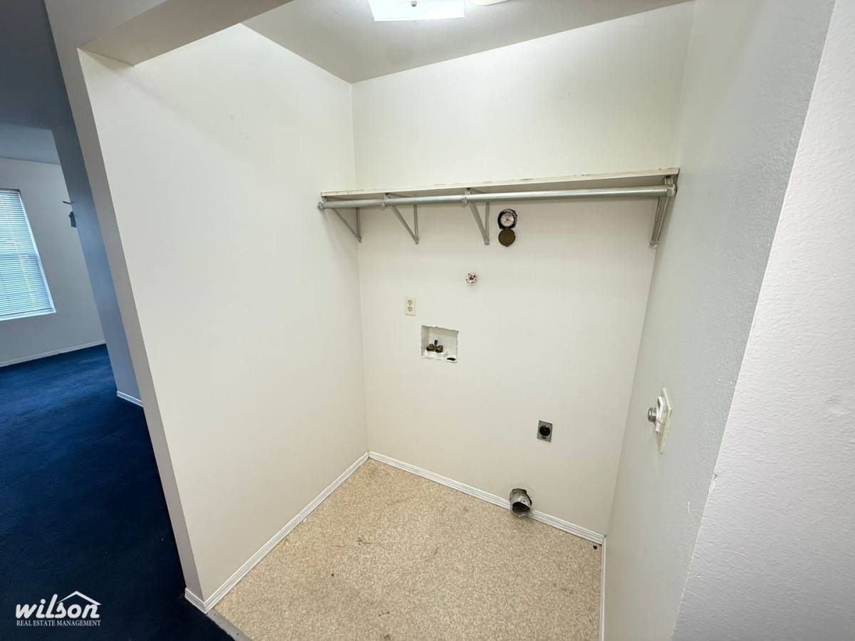 Apartment for rent at 1318 Fairbanks Ave, Yakima, WA 98902