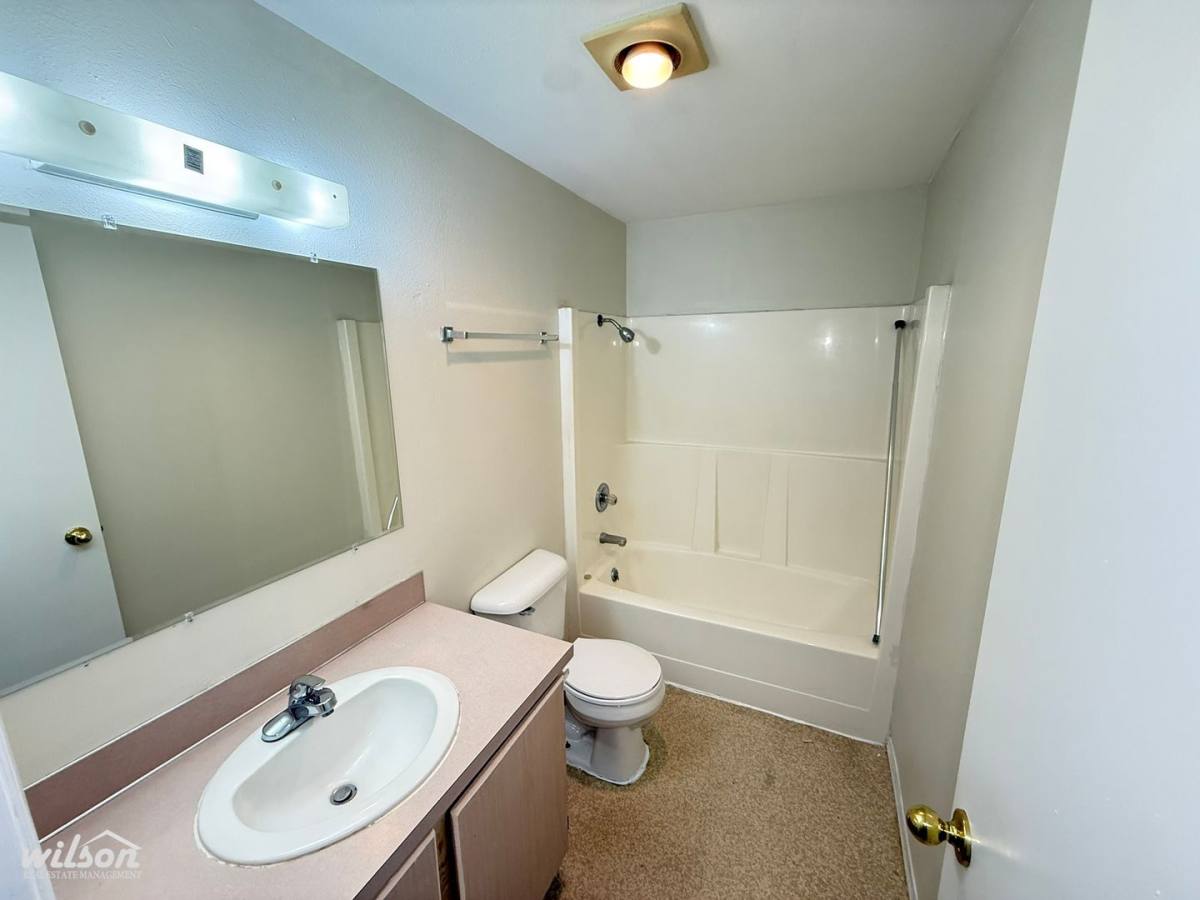 Apartment for rent at 1318 Fairbanks Ave, Yakima, WA 98902