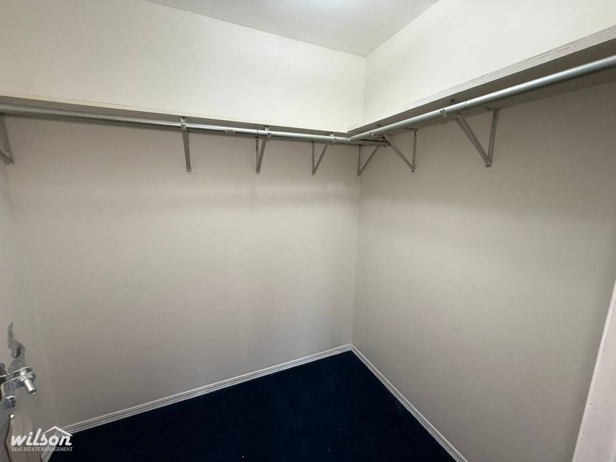 Apartment for rent at 1318 Fairbanks Ave, Yakima, WA 98902