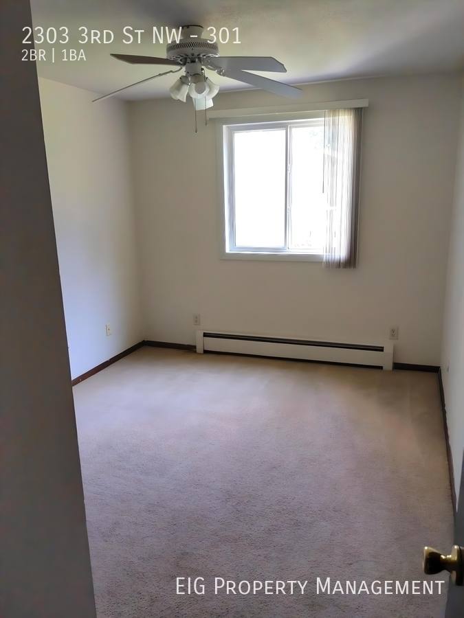 Apartment for rent at 2303 3rd St NW #301, Saint Paul, MN 55112