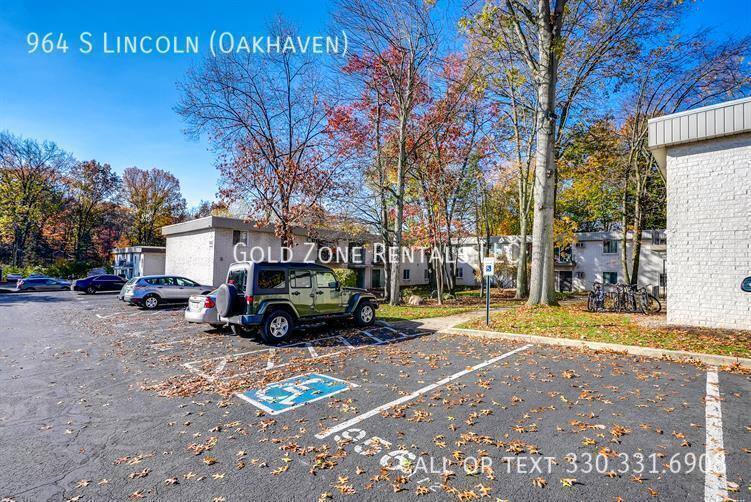 Apartment for rent at 964 S Lincoln Oakhaven, Kent, OH 44240