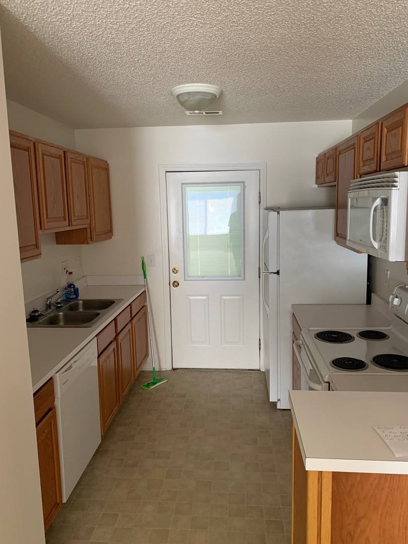 Condo for rent at 819 Belmont Dr, High Point, NC 27263