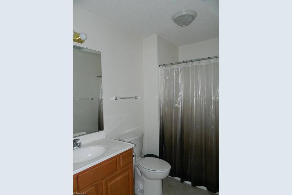 Condo for rent at 819 Belmont Dr, High Point, NC 27263