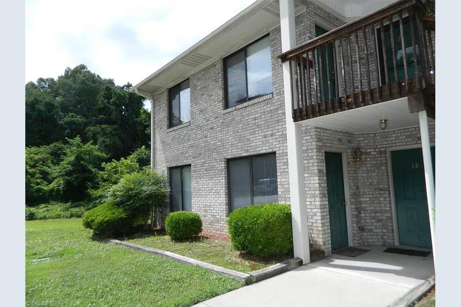 Condo for rent at 819 Belmont Dr, High Point, NC 27263