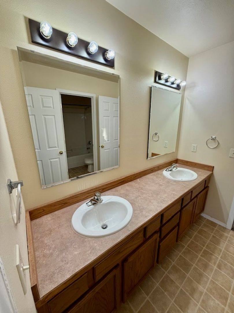 Townhouse for rent at 1306 W Babcock #A, Bozeman, MT 59715