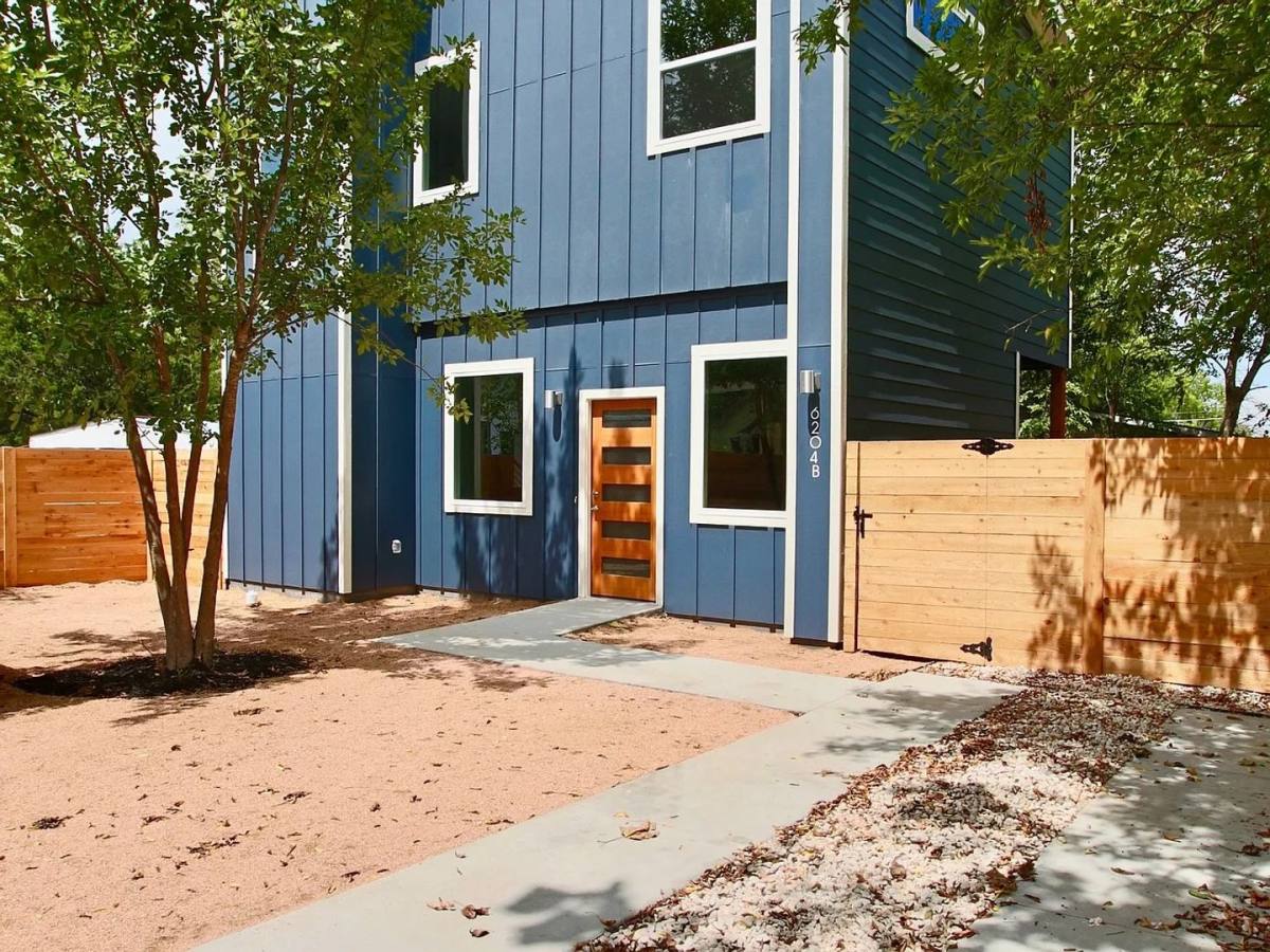 Condo for rent at 6204 Langham St #B, Austin, TX 78741