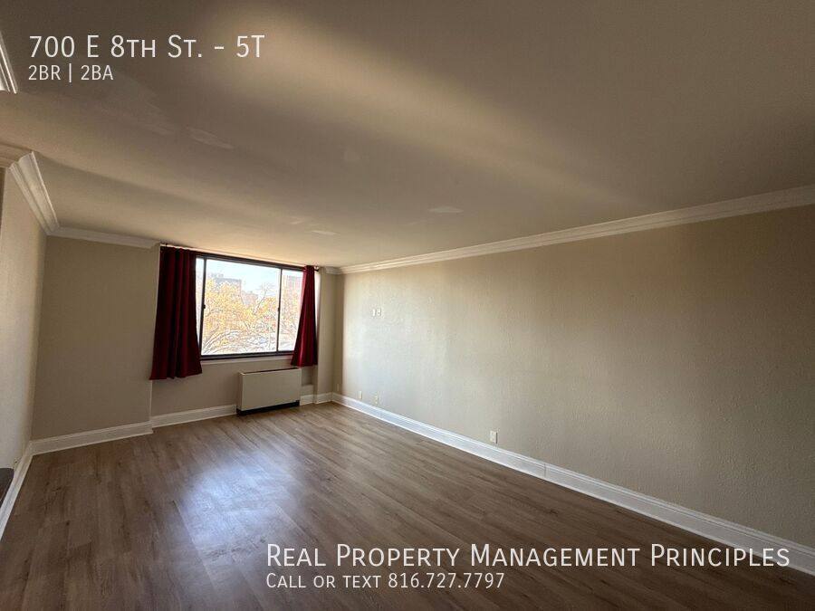 Condo for rent at 700 E 8th St #5T, Kansas City, MO 64106