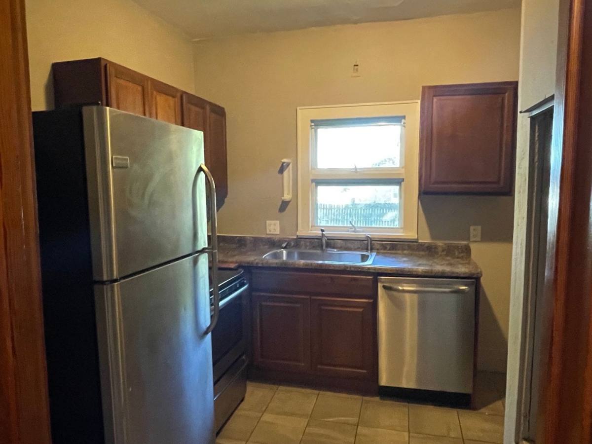 House for rent at 904 N Busey Ave, Urbana, IL 61801