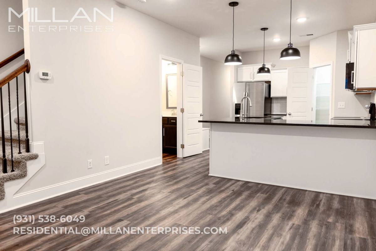 Townhouse for rent at 208 Drayton Dr, Clarksville, TN 37042