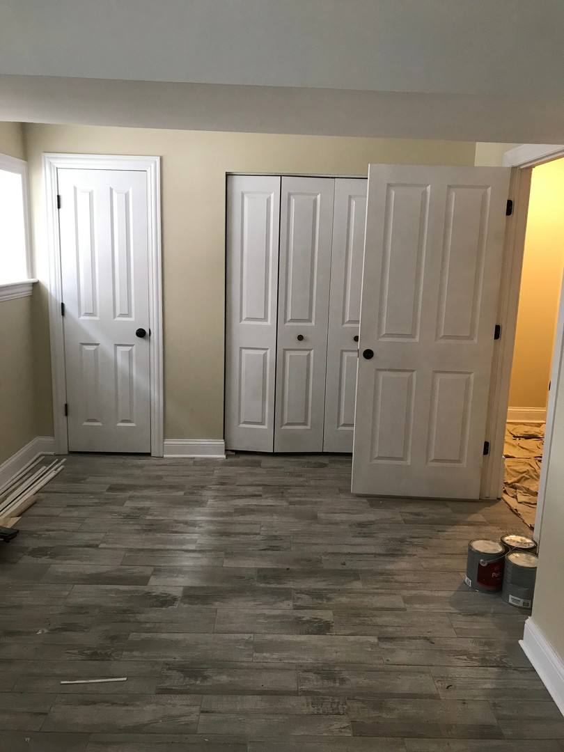 Apartment for rent at 443-445 Iowa, Aurora, IL 60506
