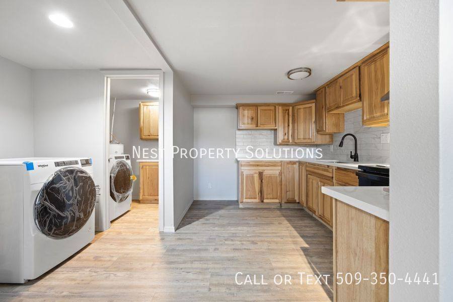 Apartment for rent at 223 SE 5th Ave #B, Soap Lake, WA 98851