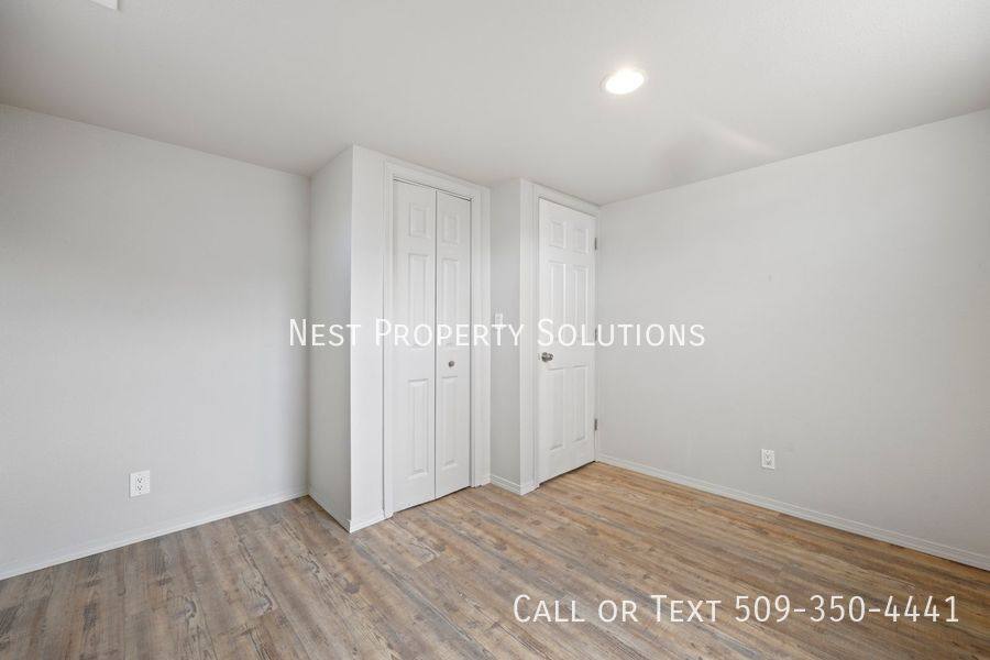 Apartment for rent at 223 SE 5th Ave #B, Soap Lake, WA 98851