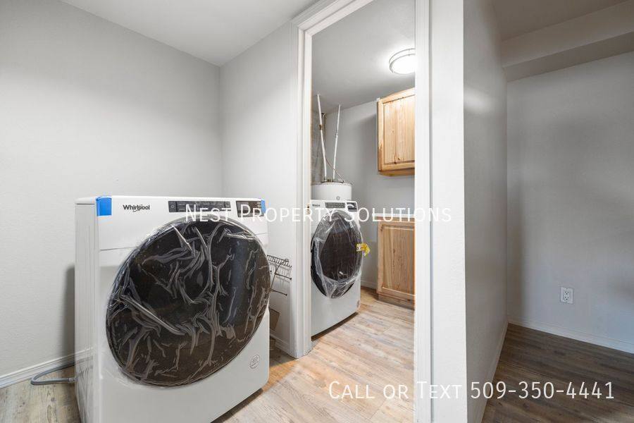 Apartment for rent at 223 SE 5th Ave #B, Soap Lake, WA 98851