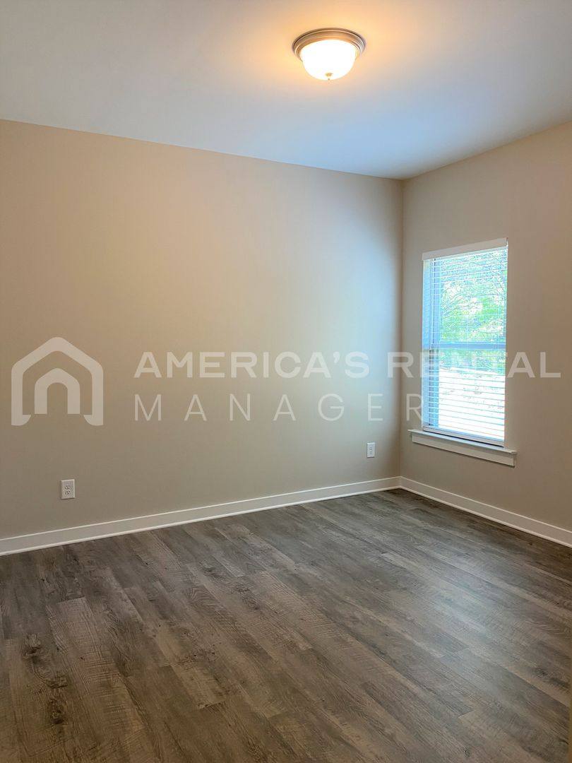House for rent at 11317 Crimson Ridge Rd, Brookwood, AL 35444