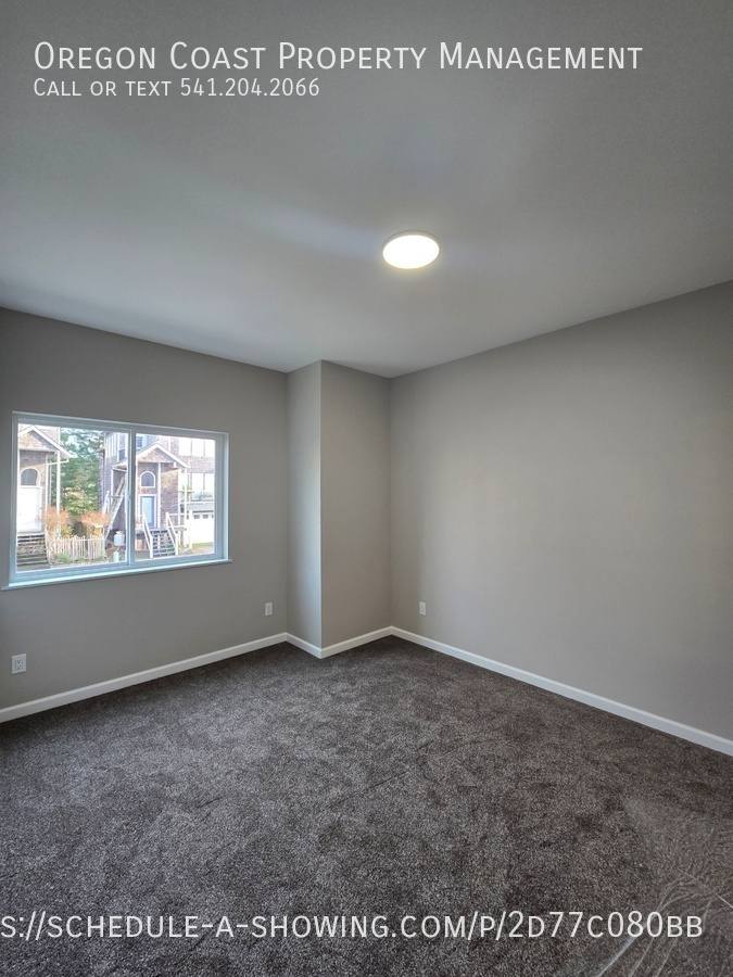 House for rent at 140 Reeder St, Tillamook, OR 97141