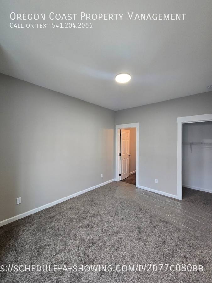 House for rent at 140 Reeder St, Tillamook, OR 97141