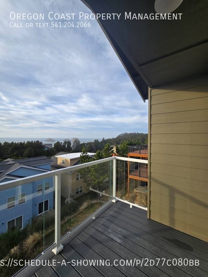 House for rent at 140 Reeder St, Tillamook, OR 97141