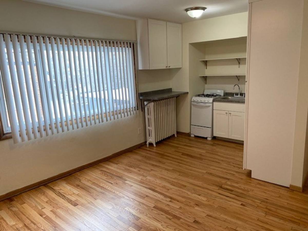 Apartment for rent at 1907-1917 Colfax Ave S, Minneapolis, MN 55403