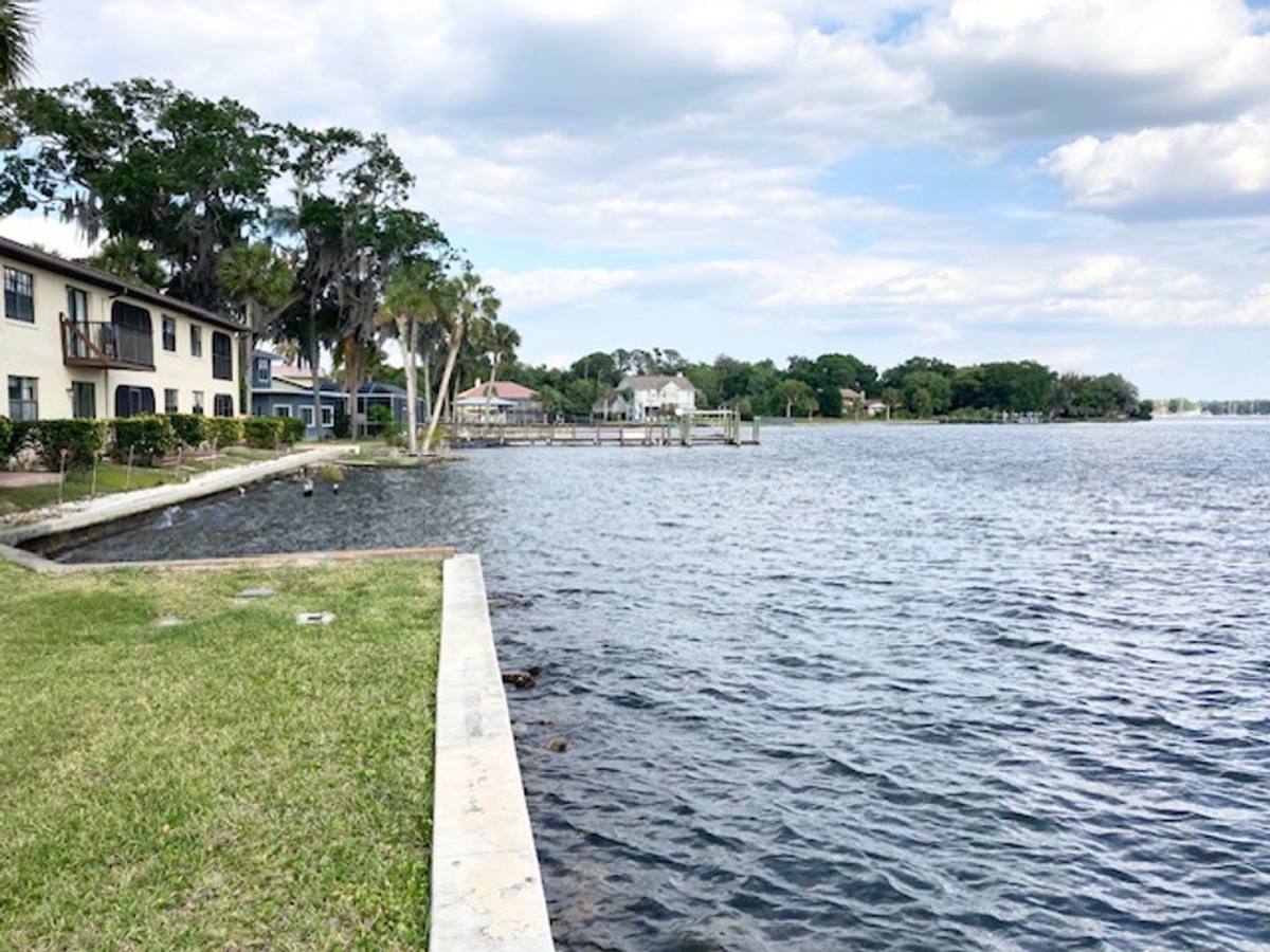 Condo for rent at 373 NW 14th Place, Crystal River, FL 34428