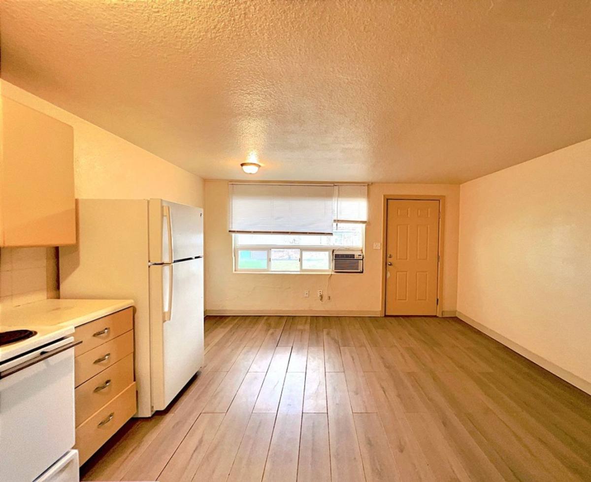 Apartment for rent at 1740 N 5th Ave, Pasco, WA 99301