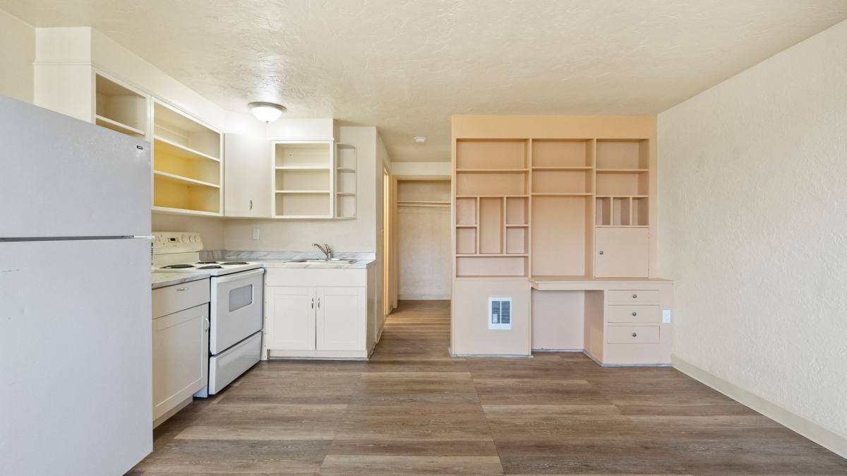 Apartment for rent at 1740 N 5th Ave, Pasco, WA 99301