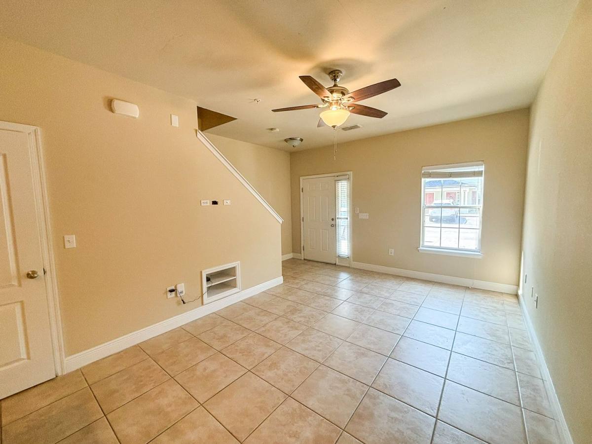 Condo for rent at 2946 SW 35th Place, Gainesville, FL 32608