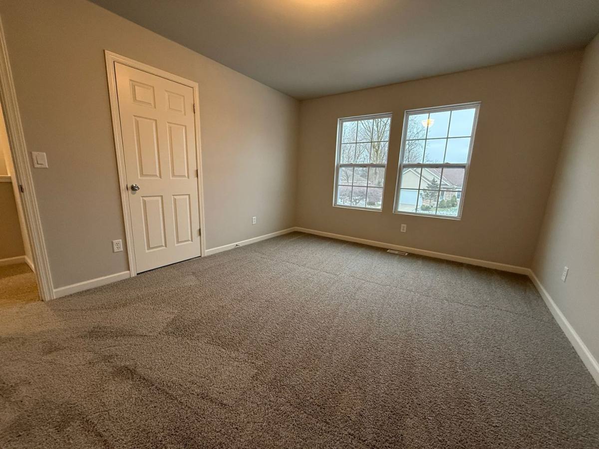 House for rent at 54271 Stonebridge Dr, Elkhart, IN 46514