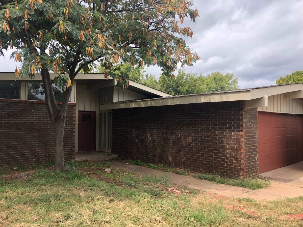 House for rent at 10201 Island View Dr, Oklahoma City, OK 73162