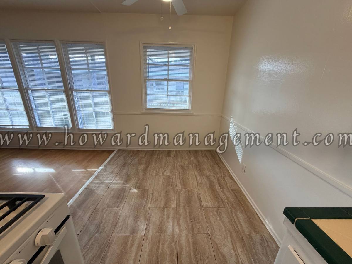 Apartment for rent at 3717 Los Feliz Blvd, Los Angeles, CA 90027