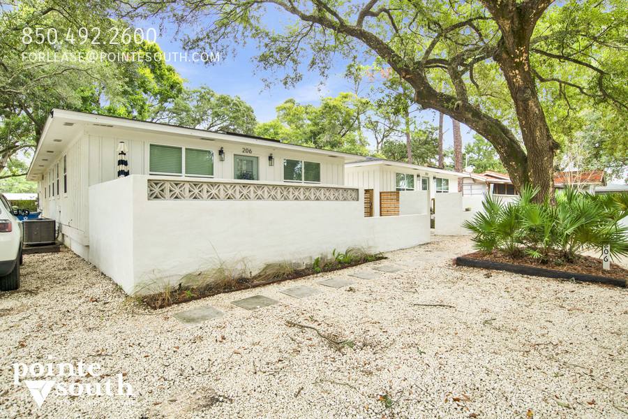 House for rent at 208 E 22nd Ave, Gulf Shores, AL 36542