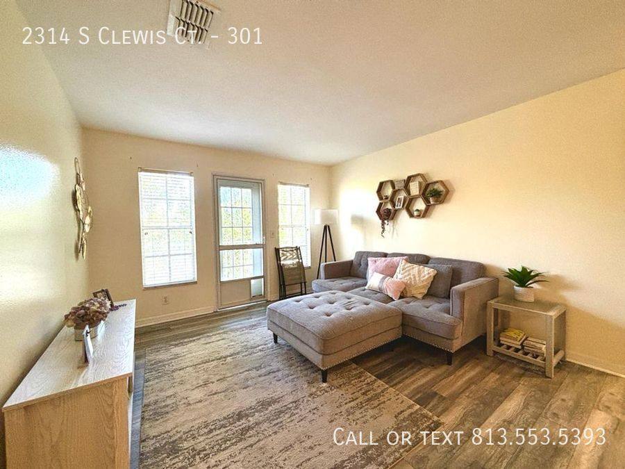 Apartment for rent at 2314 S Clewis Court #301, Tampa, FL 33629
