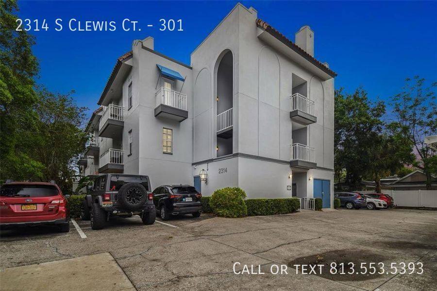 Apartment for rent at 2314 S Clewis Court #301, Tampa, FL 33629