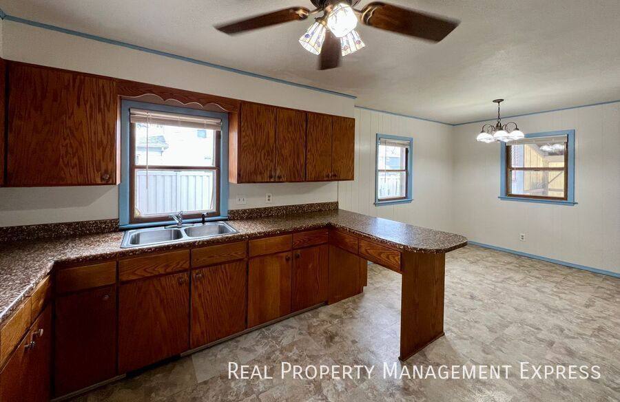 House for rent at 715 S 4th Ave, Sioux Falls, SD 57104